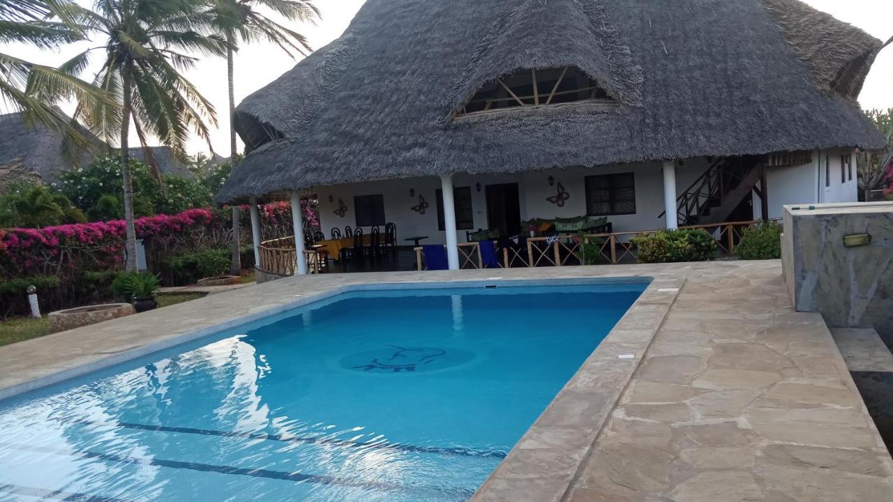 Queen K Cottages Watamu At Chrystal Homes Dış mekan fotoğraf