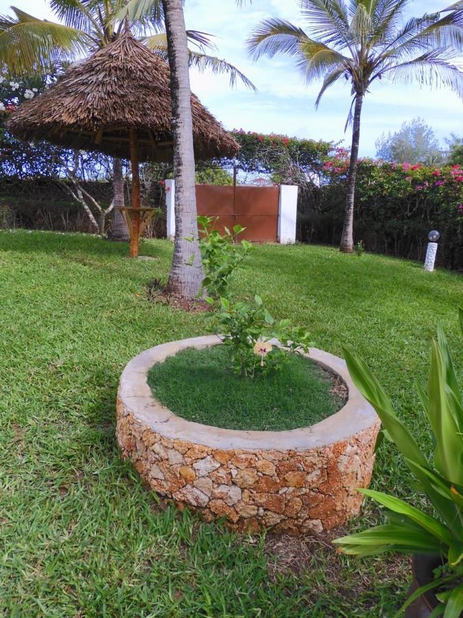 Queen K Cottages Watamu At Chrystal Homes Dış mekan fotoğraf